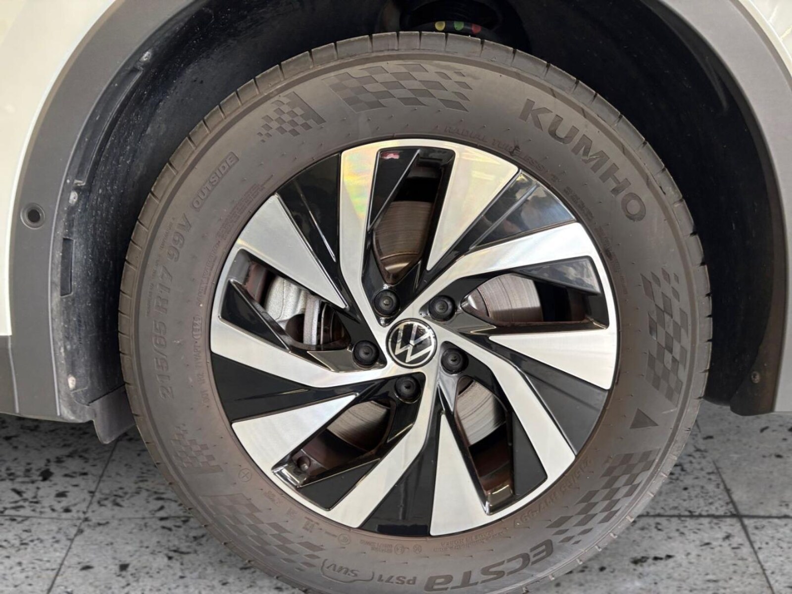 Volkswagen Tiguan – Bild 7