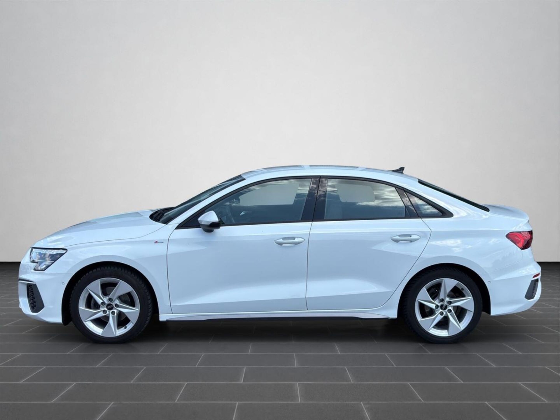 Audi A3 Limousine S line