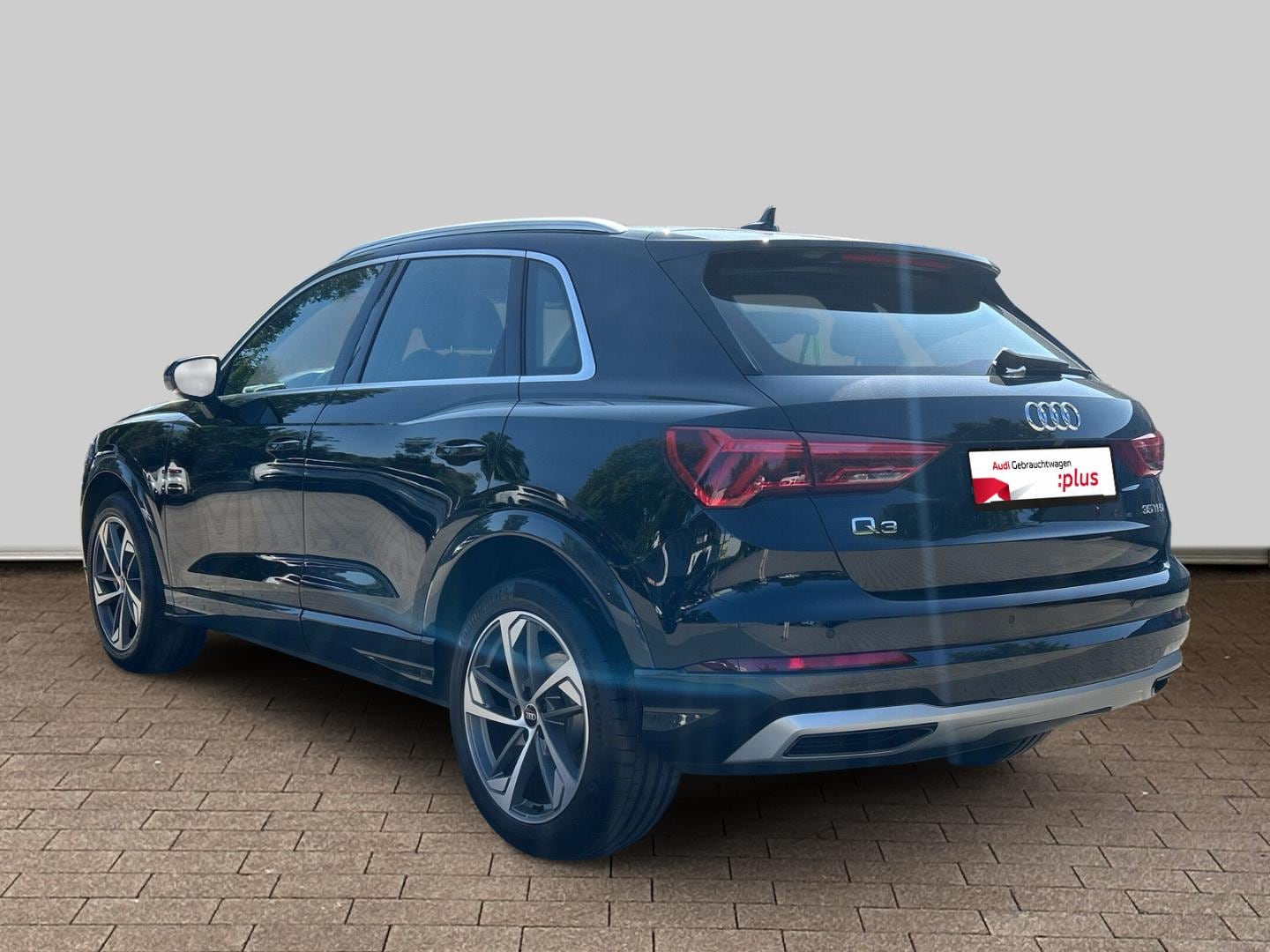 Bild über Audi Q3 advanced 35 TFSI S tronic - für weitere Informationen kontaktieren Sie den Audi Partner