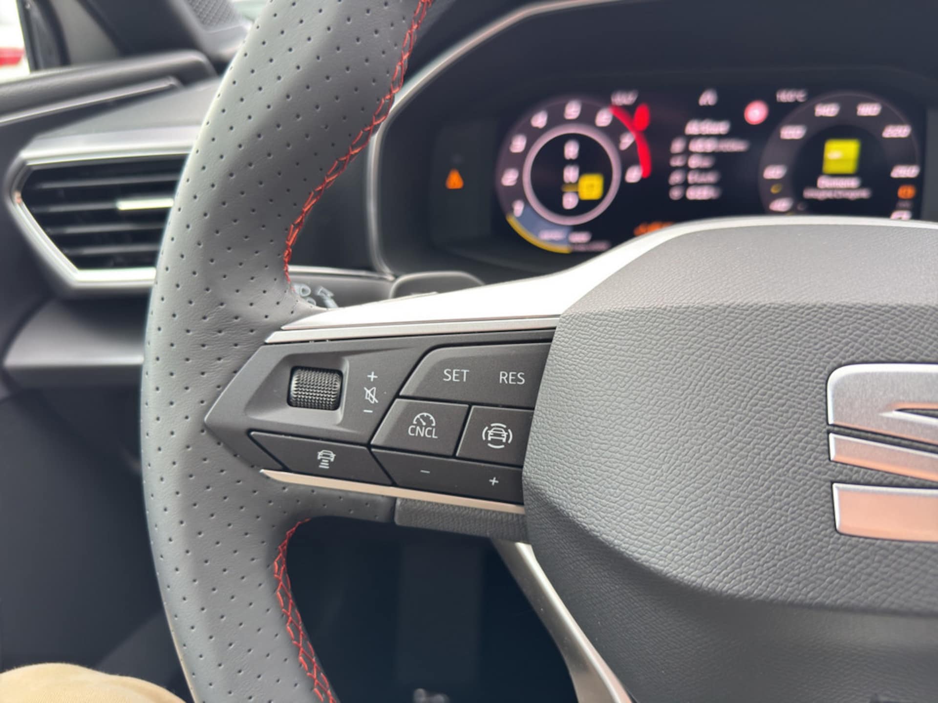 SEAT Leon Sportstourer FR