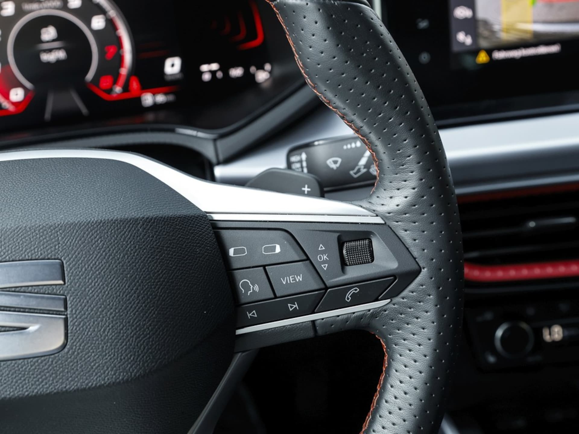 SEAT Arona FR