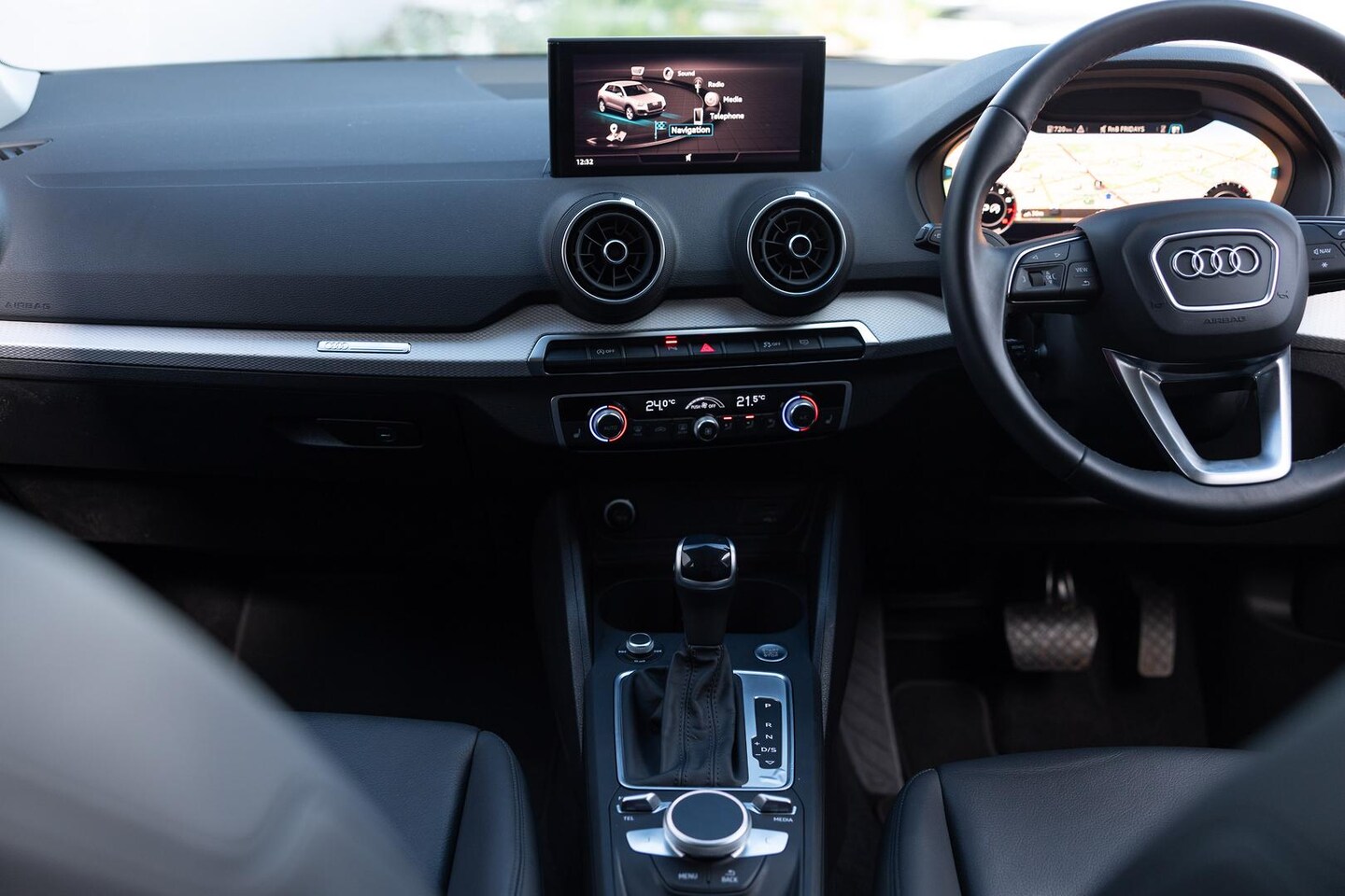 Image about Audi Q2 35 TFSI S tronic