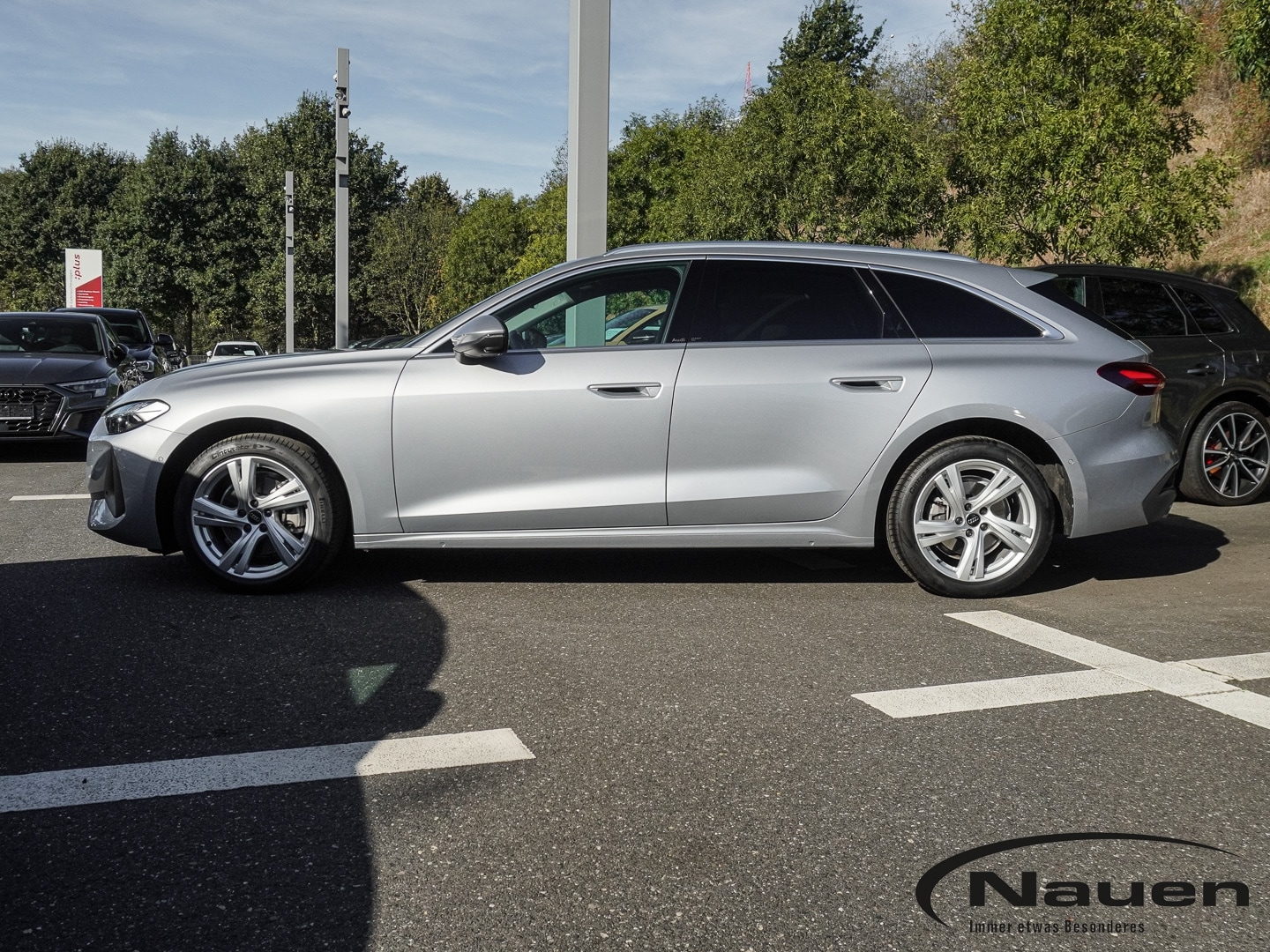 Bild über Audi A5 Avant TFSI 110 kW S tronic - für weitere Informationen kontaktieren Sie den Audi Partner