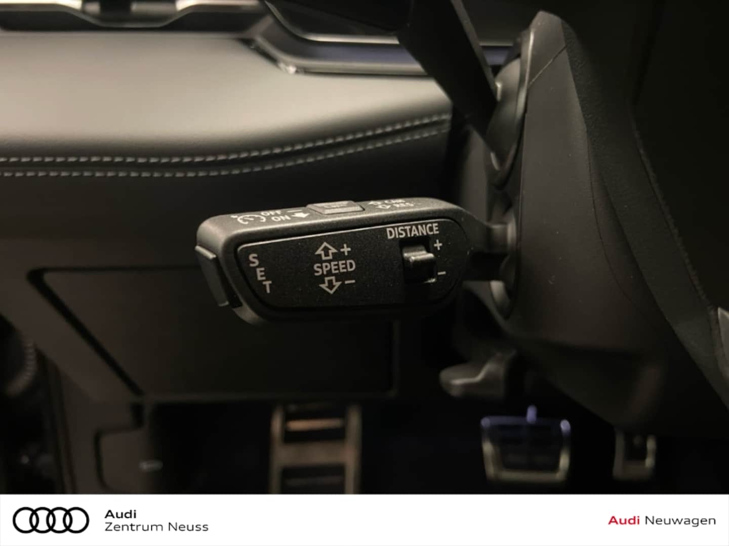 Bild über Audi S6 Sportback e-tron e-tron quattro 370 kW - für weitere Informationen kontaktieren Sie den Audi Partner