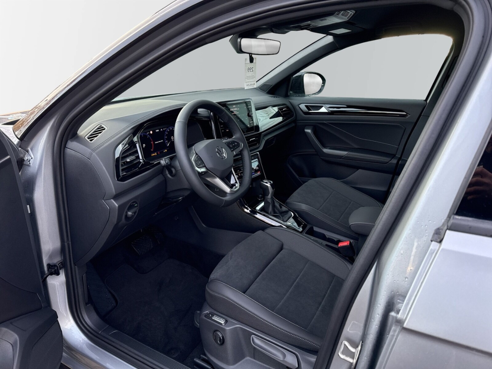 Volkswagen T-Roc – Bild 8