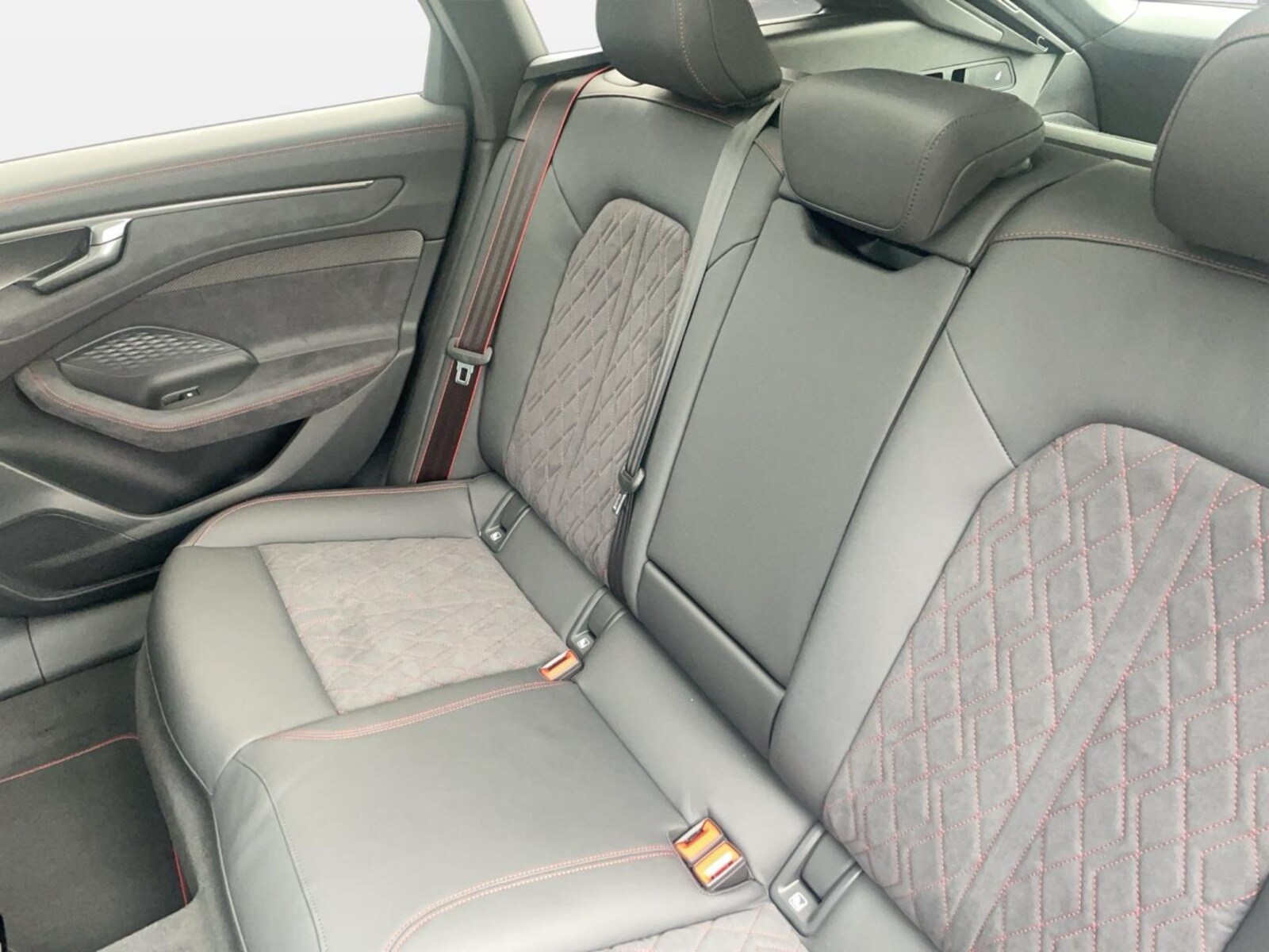 Audi A6 Avant – Bild 10