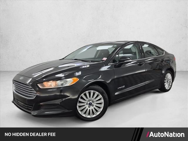 Photo of 2015 Ford Fusion Hybrid