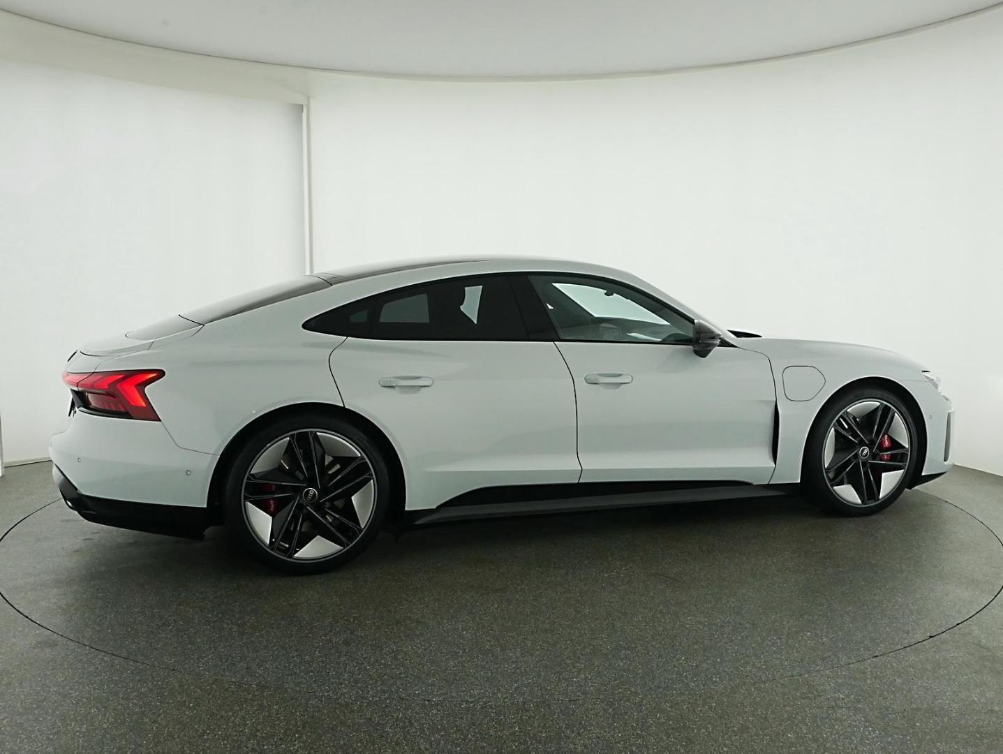 Image about Audi RS e-tron GT e-tron quattro