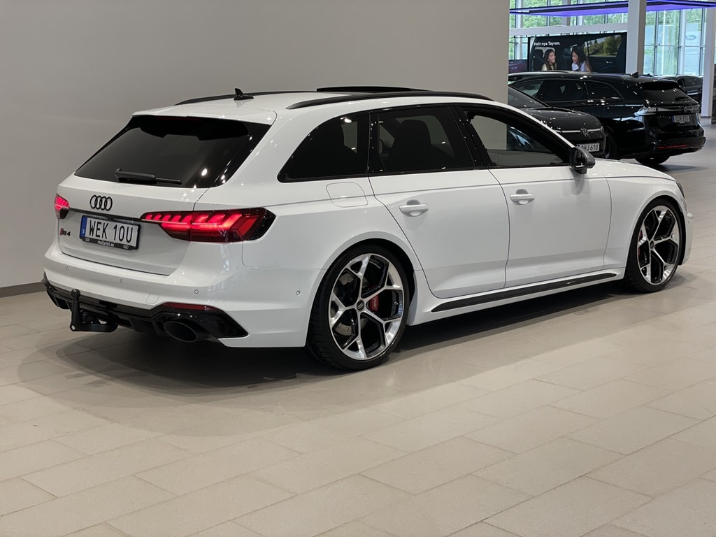Image about Audi RS 4 Avant RS 4 Avant 450 hk tiptronic