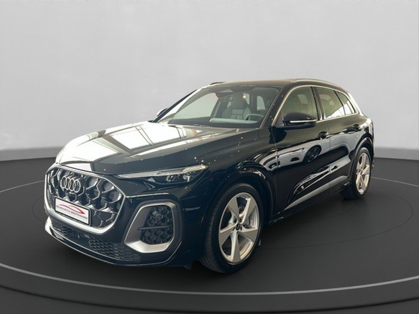 Bild über Audi Q5 SUV TDI quattro 150 kW S tronic - für weitere Informationen kontaktieren Sie den Audi Partner