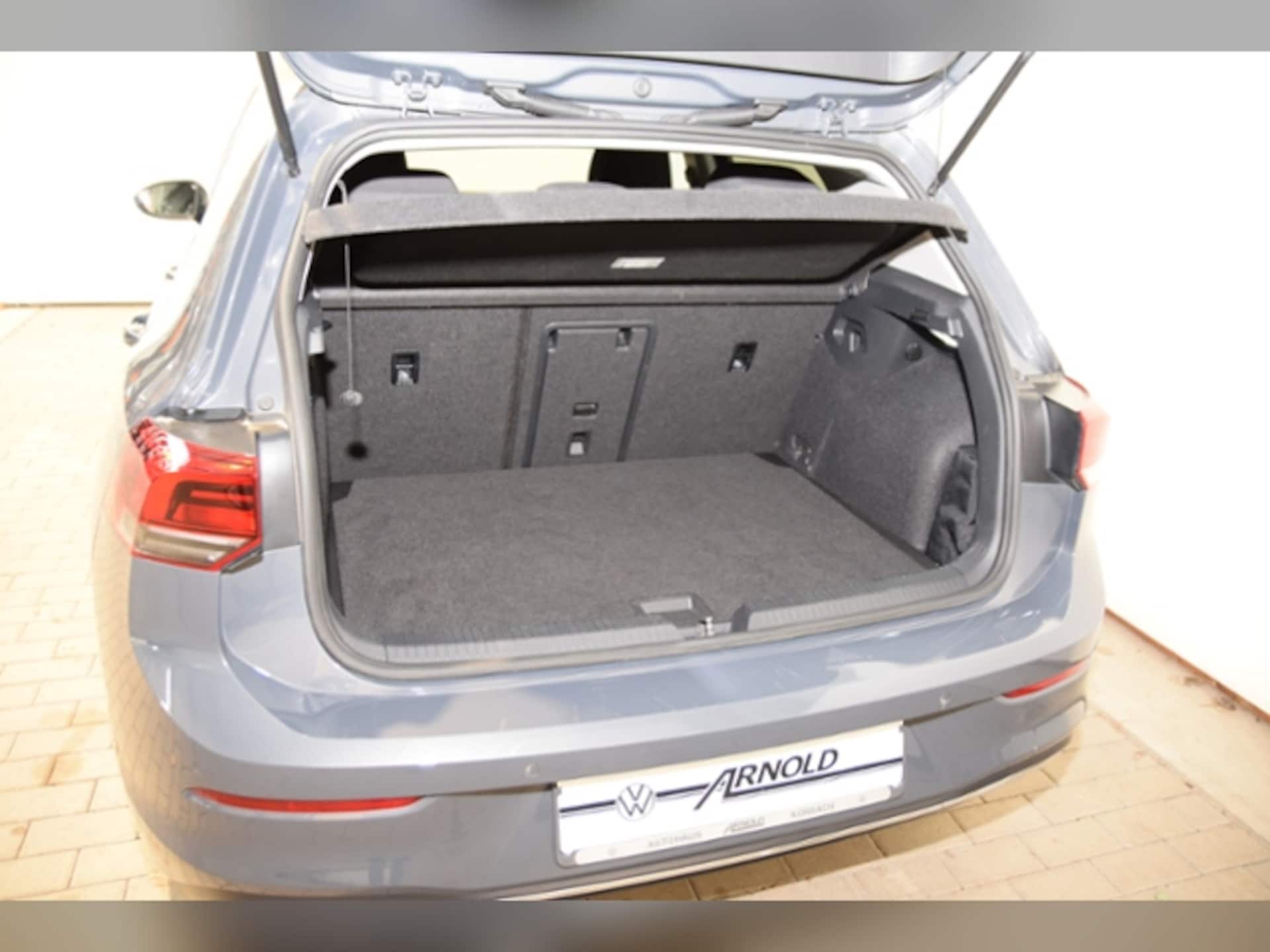 Volkswagen Golf Active
