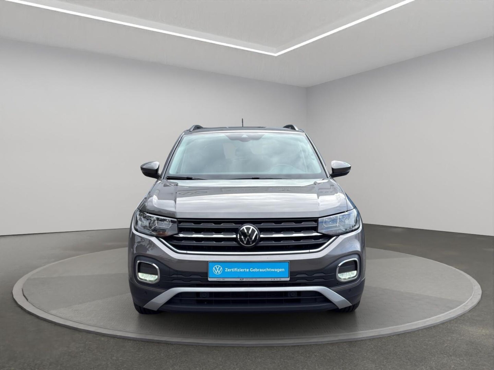 Volkswagen T-Cross United