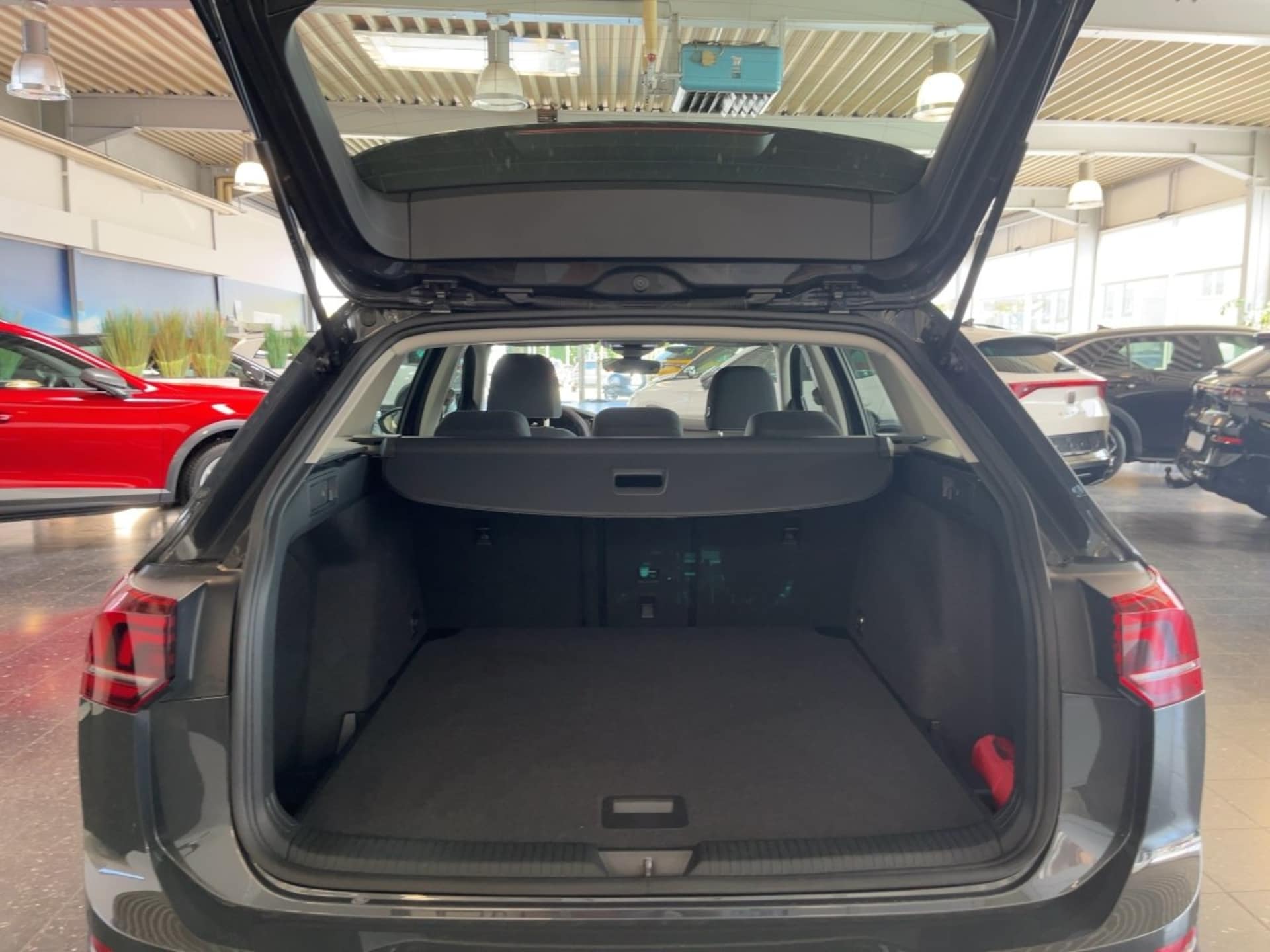 Volkswagen Golf Variant Life
