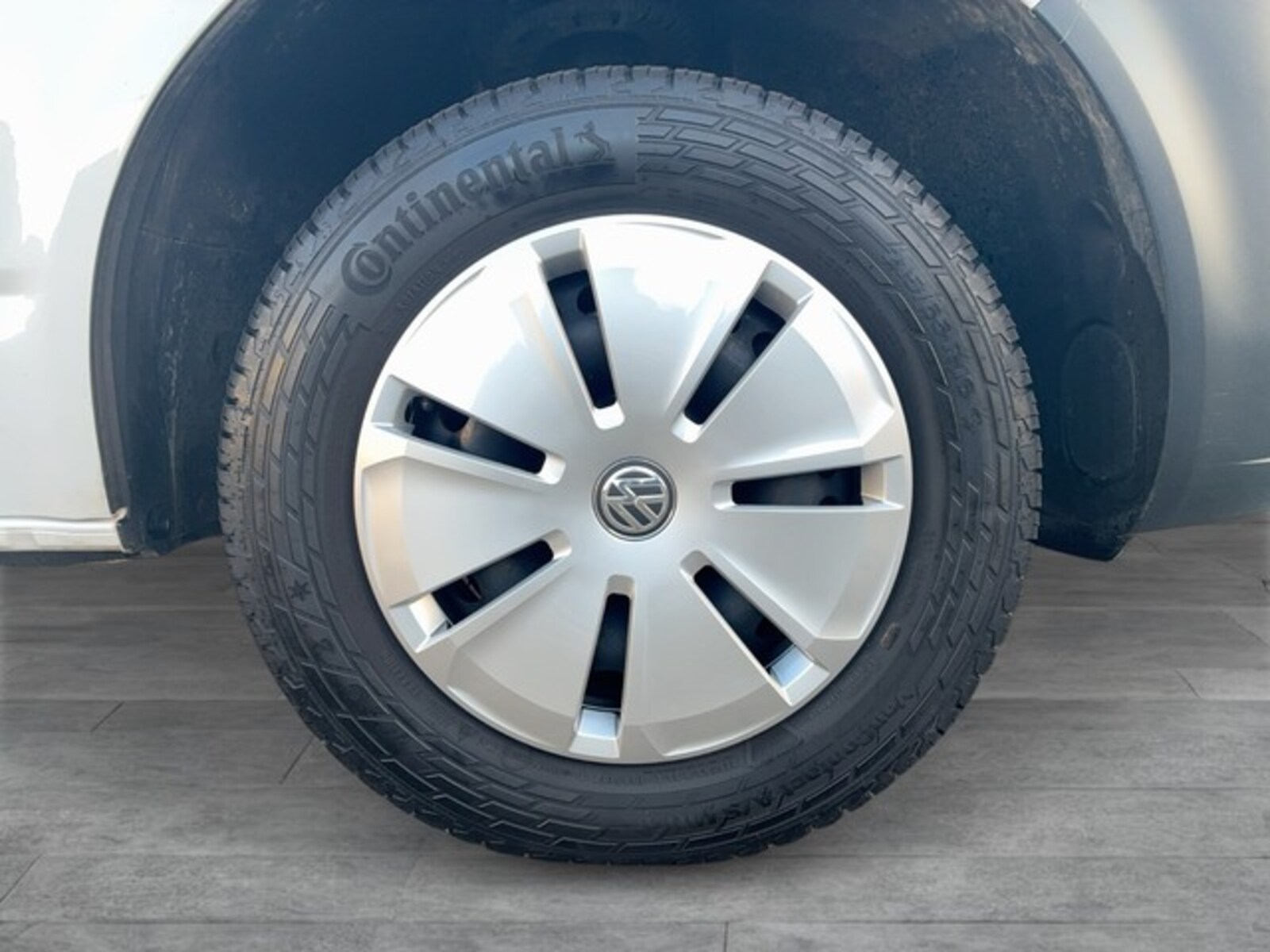 Volkswagen T6.1 Transporter Kombi kurzer Radstand – Bild 6