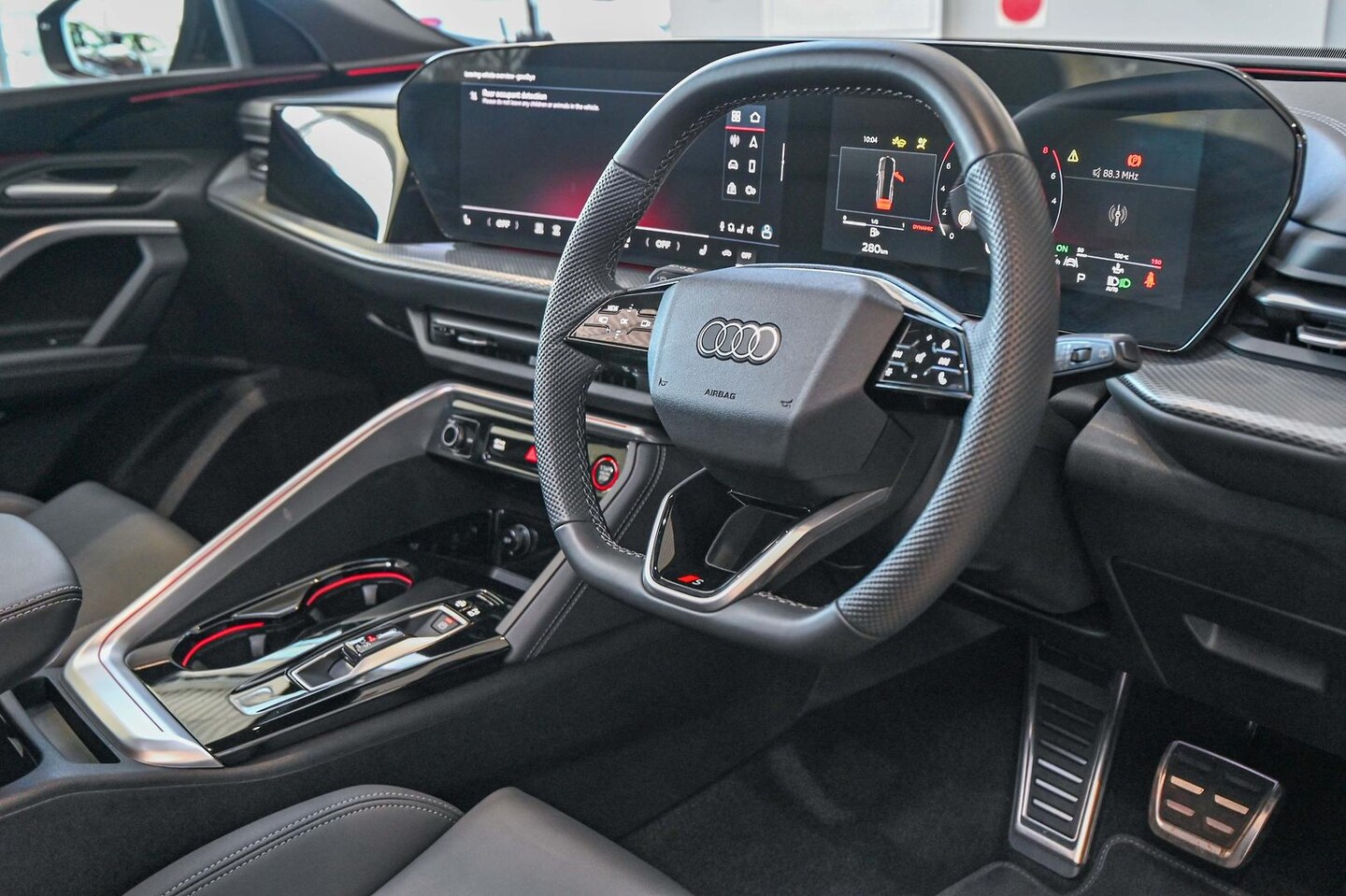 Image about Audi SQ5 SUV TFSI 270 kW edition one