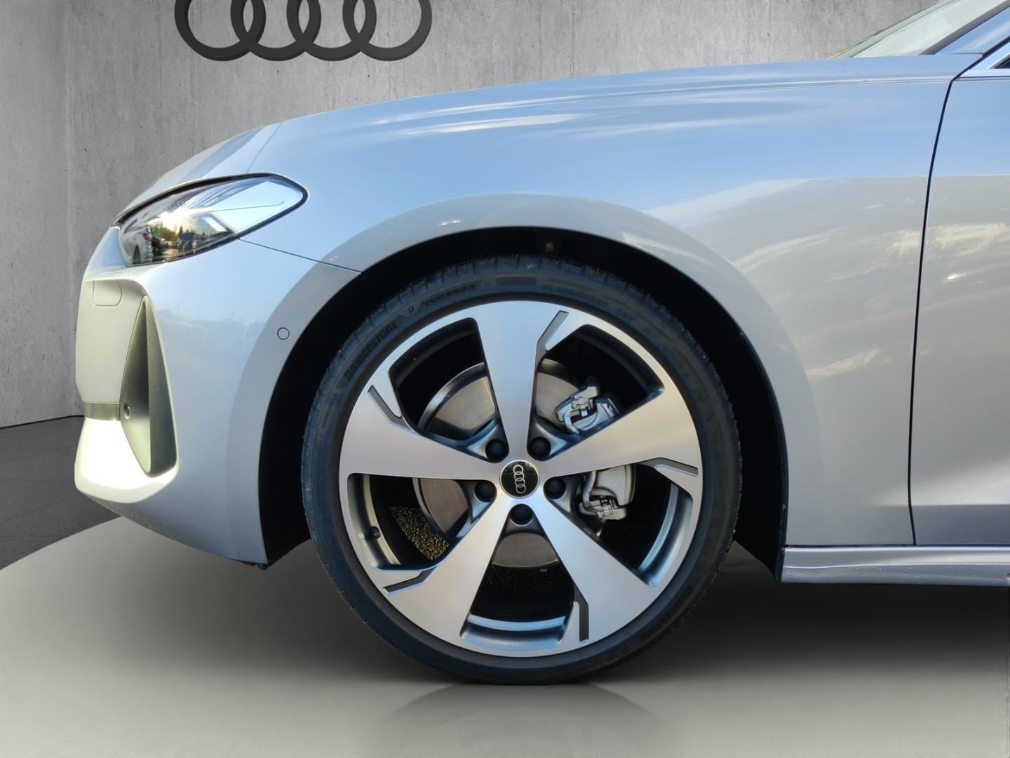 Bild über Audi A5 Avant TFSI S tronic - für weitere Informationen kontaktieren Sie den Audi Partner
