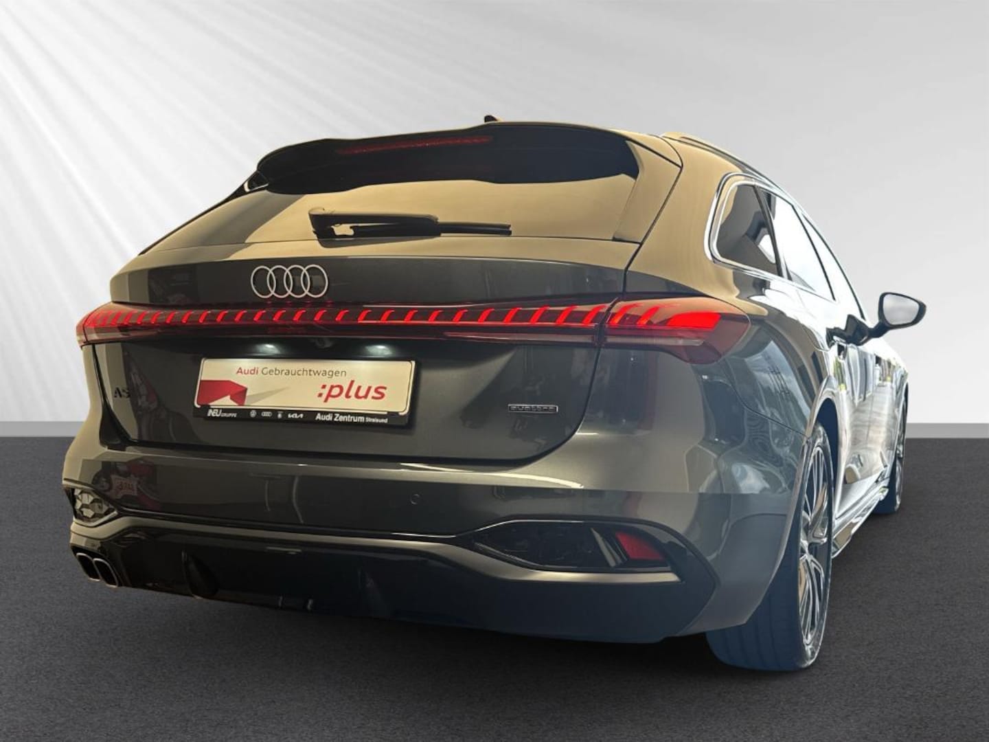 Bild über Audi A5 Avant TDI quattro 150 kW S tronic - für weitere Informationen kontaktieren Sie den Audi Partner