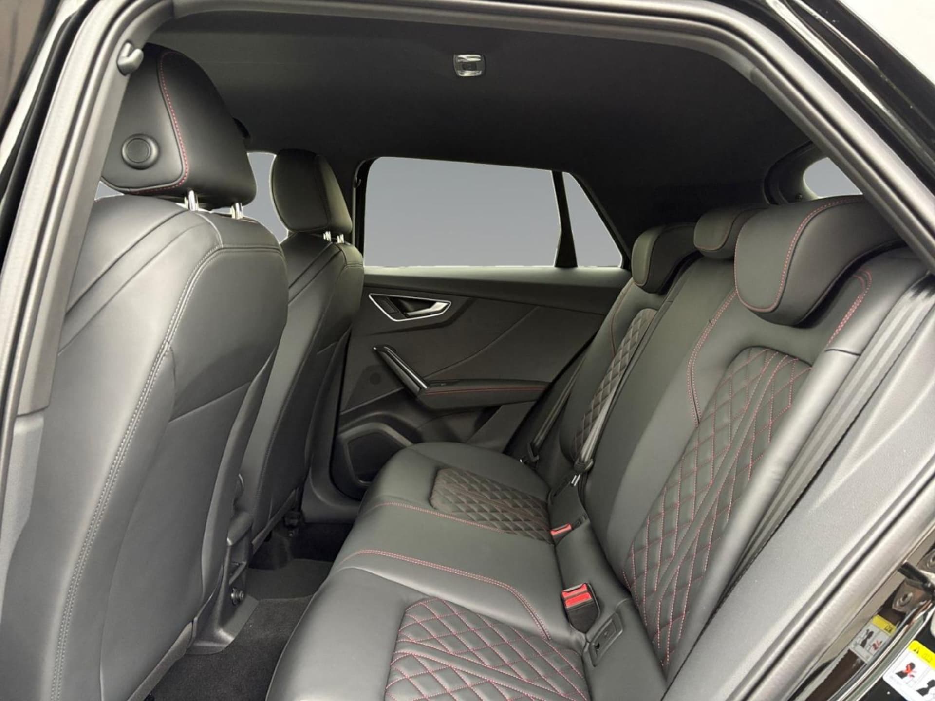 Audi Q2 S line