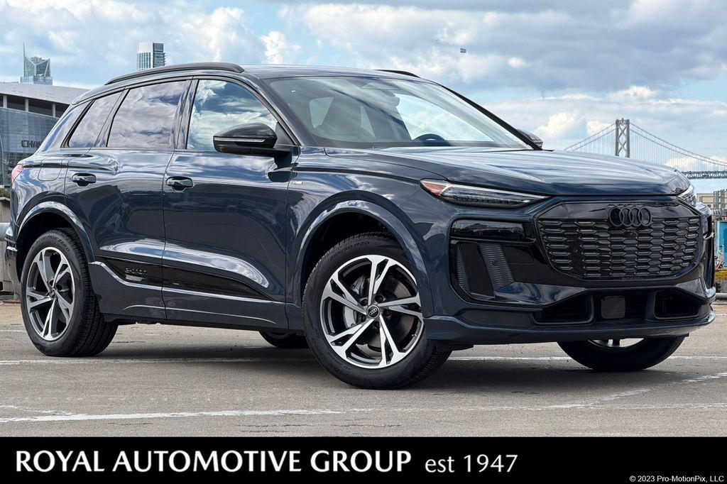 2027 Audi Q6 e-tron Prestige quattro's photo