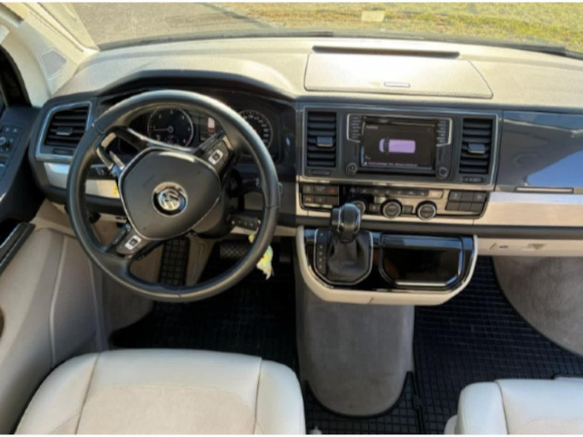 Volkswagen T6 California Coast