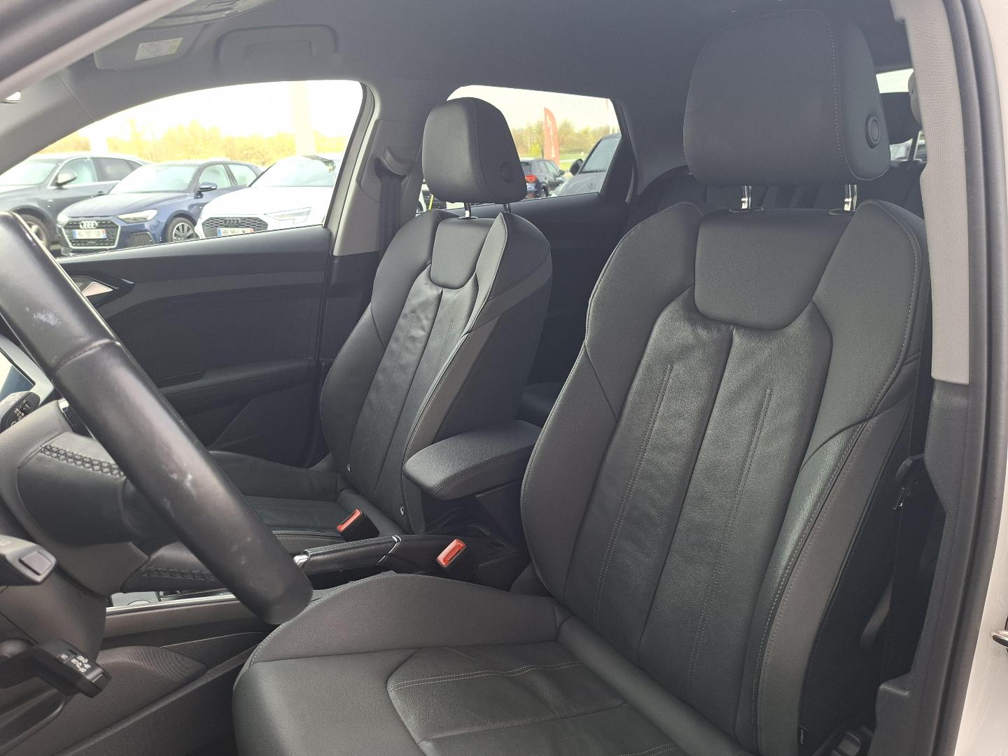 Image about Audi A1 citycarver Design Luxe 30 TFSI 81 kW (110 ch) S tronic