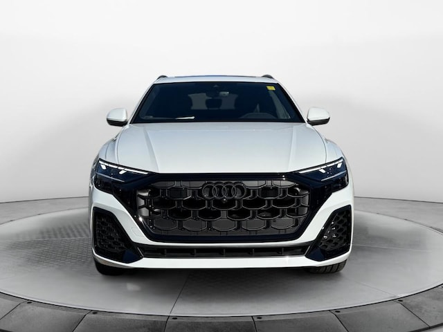 2026 Audi Q8