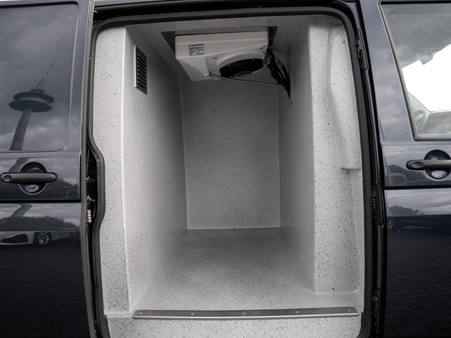 Volkswagen T6.1 Transporter Kasten langer Radstand