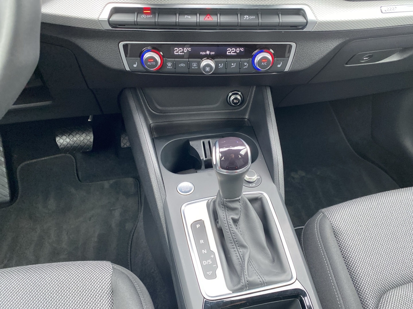 Bild über Audi Q2 advanced 35 TFSI S tronic - für weitere Informationen kontaktieren Sie den Audi Partner