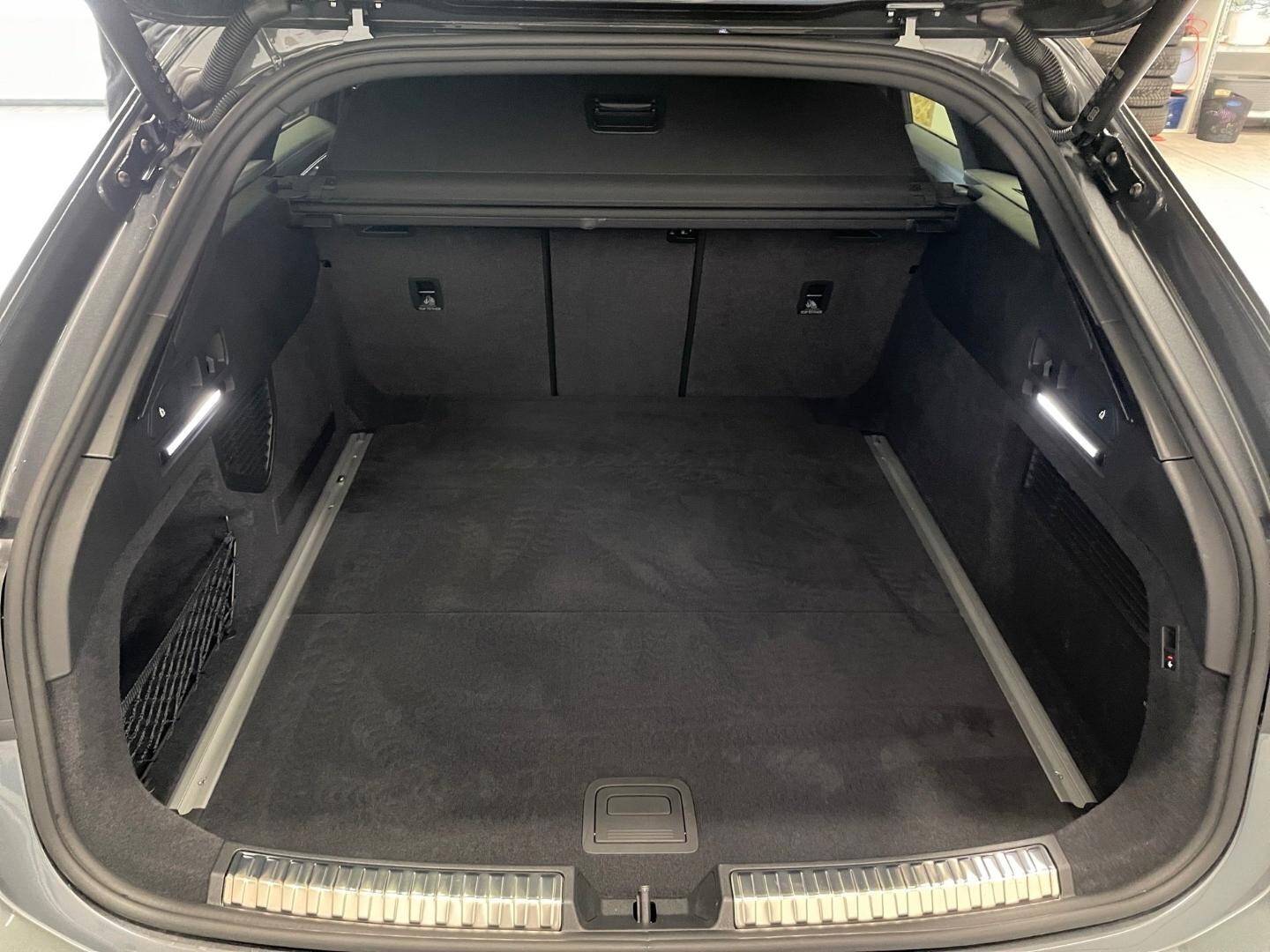 Bild über Audi A6 Avant TDI 150 kW S tronic - für weitere Informationen kontaktieren Sie den Audi Partner