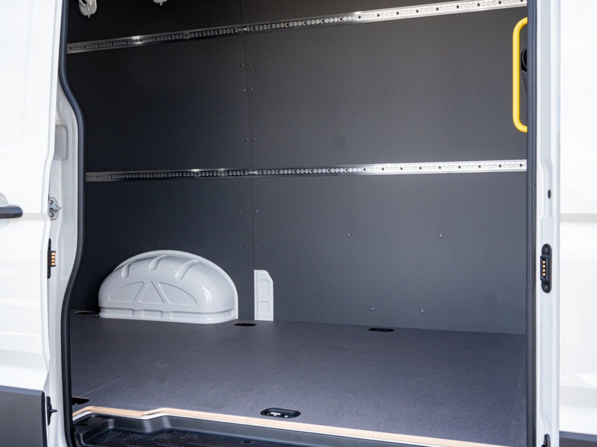 Volkswagen Crafter Kasten mittlerer Radstand