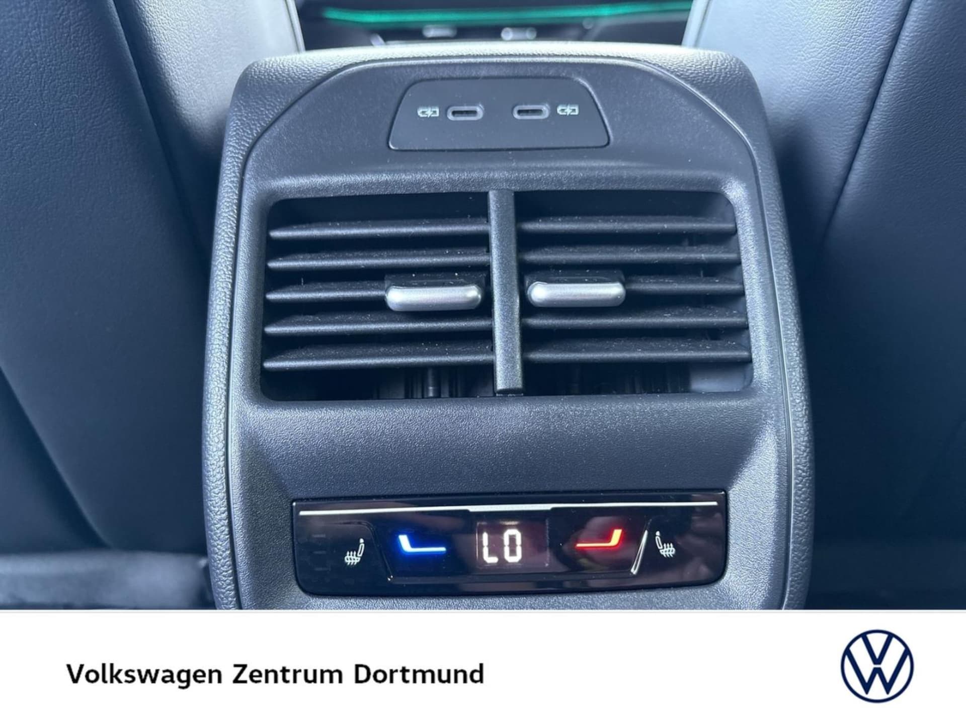 Volkswagen Passat Elegance