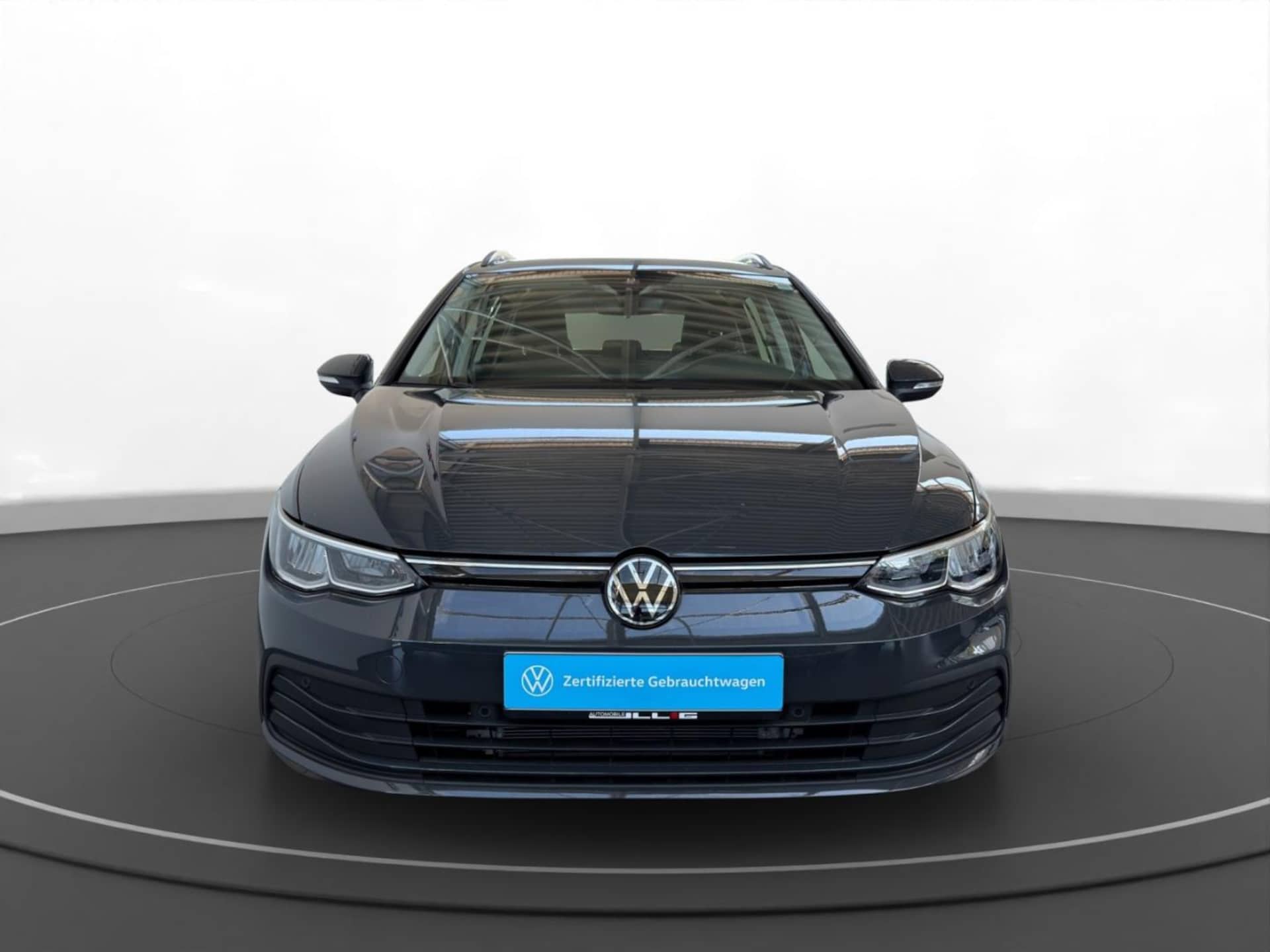 Volkswagen Golf Variant Life