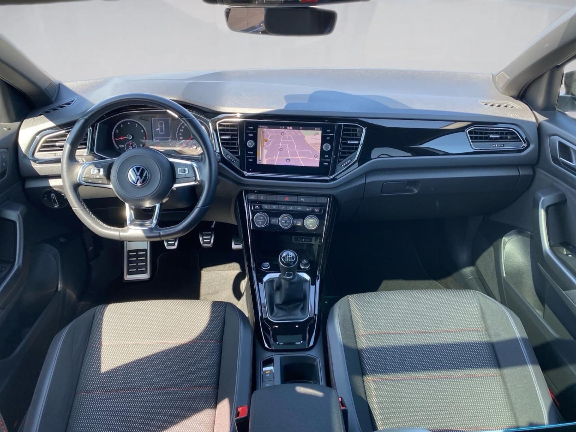 Volkswagen T-Roc Sport
