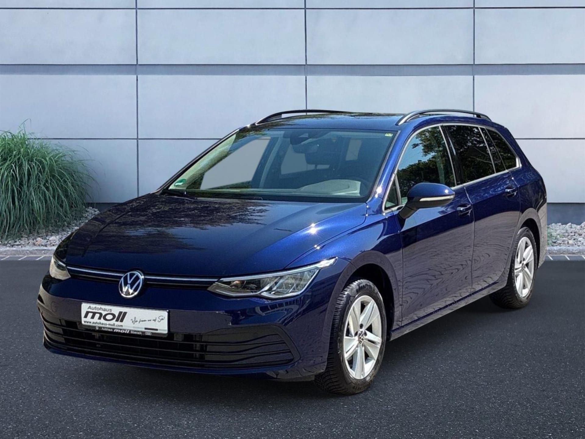 Volkswagen Golf Variant Life