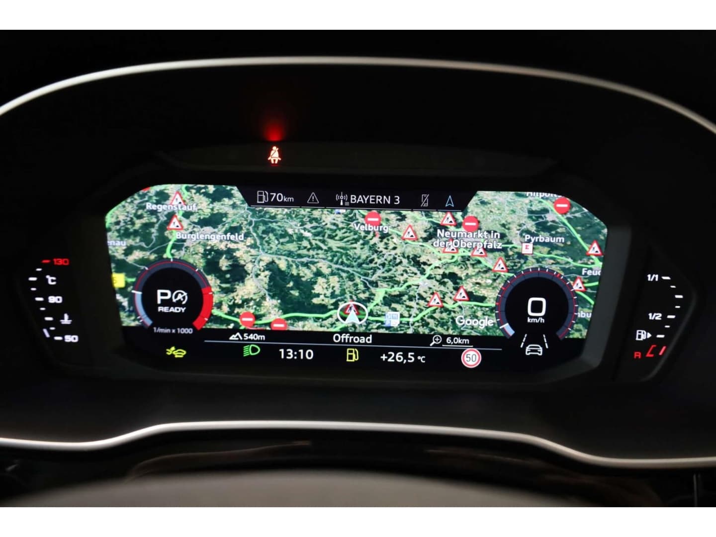 Bild über Audi Q3 35 TDI S tronic - für weitere Informationen kontaktieren Sie den Audi Partner