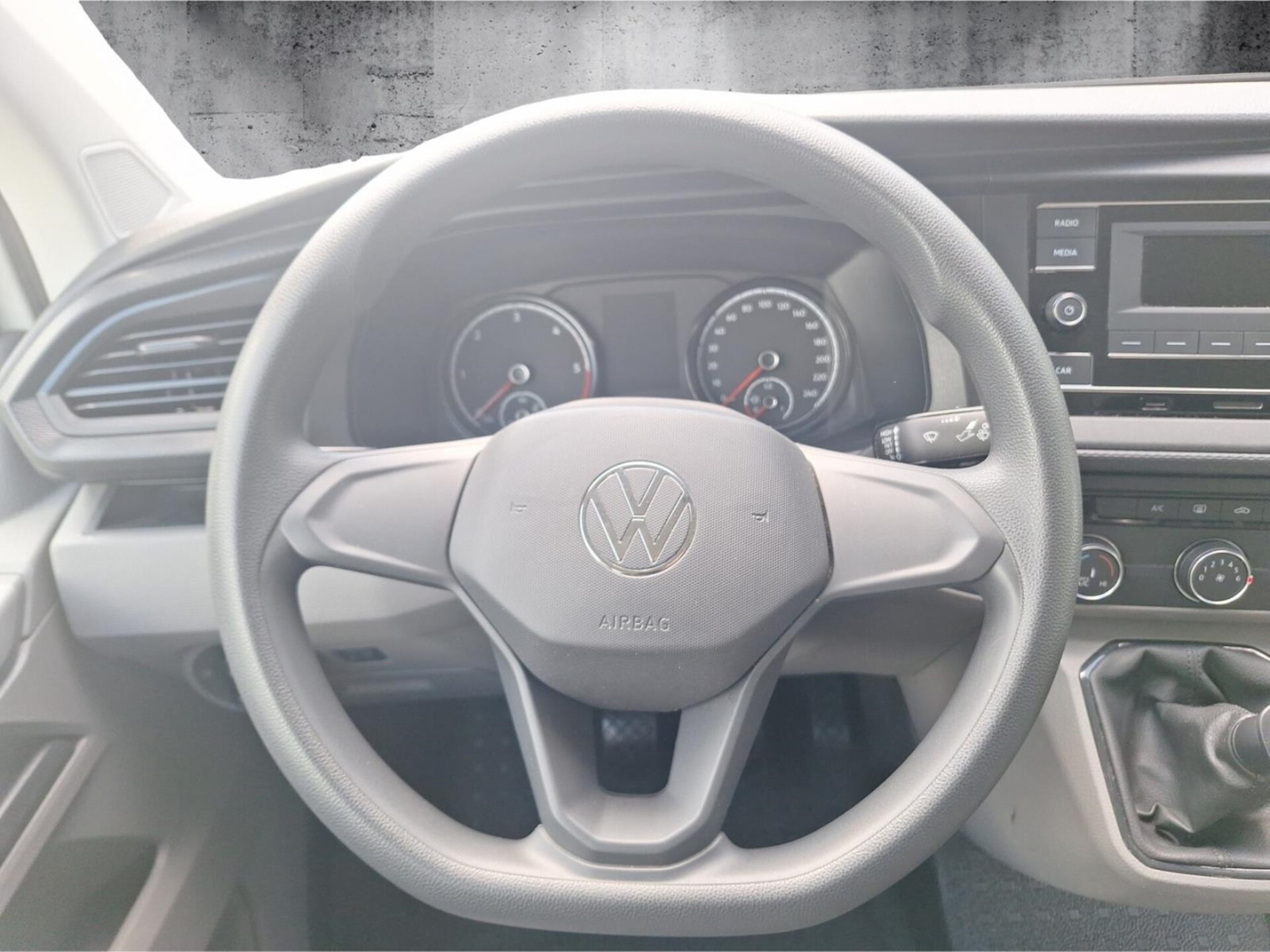 Volkswagen T6.1 Transporter Kombi kurzer Radstand