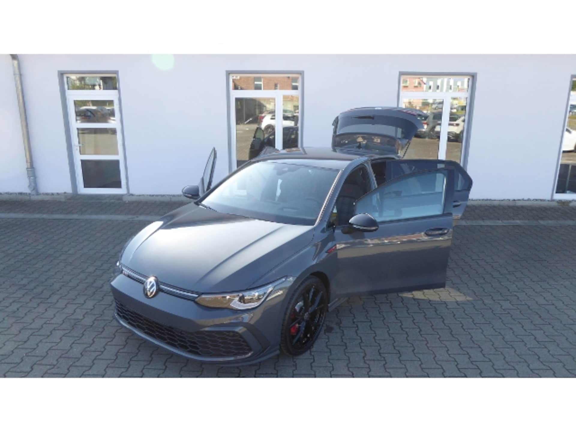 Volkswagen Golf GTI