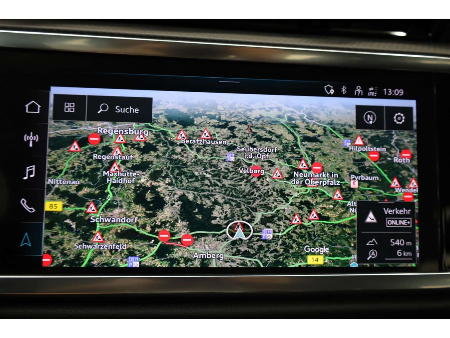 Bild über Audi Q3 35 TDI S tronic - für weitere Informationen kontaktieren Sie den Audi Partner