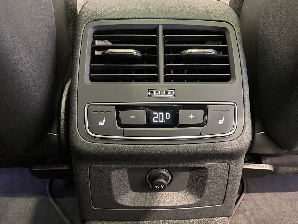 Image about Audi RS 4 Avant RS 4 Avant 450 hk tiptronic