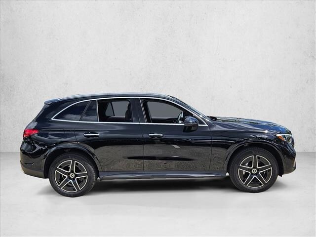 2026 Mercedes-Benz GLC 300