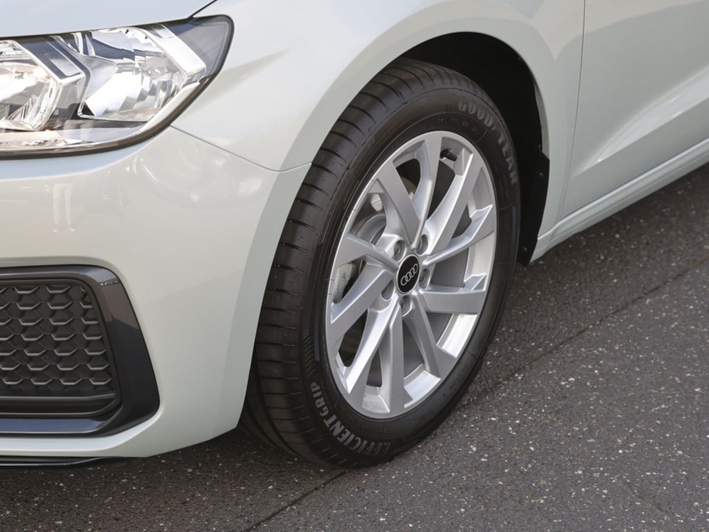 Bild über Audi A1 Sportback advanced 30 TFSI Schaltgetriebe - für weitere Informationen kontaktieren Sie den Audi Partner