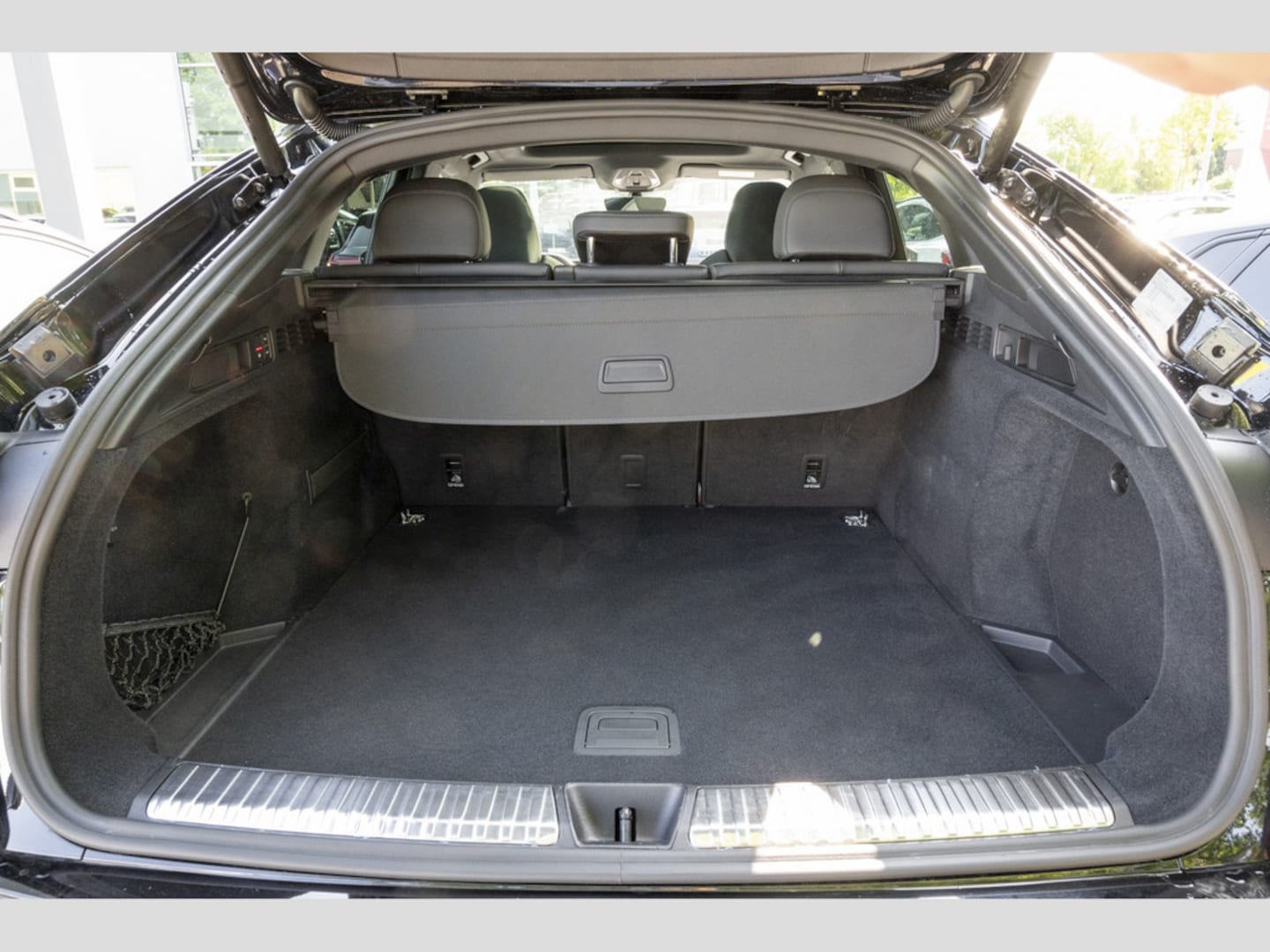 Bild über Audi Q5 Sportback TDI quattro 150 kW S tronic - für weitere Informationen kontaktieren Sie den Audi Partner