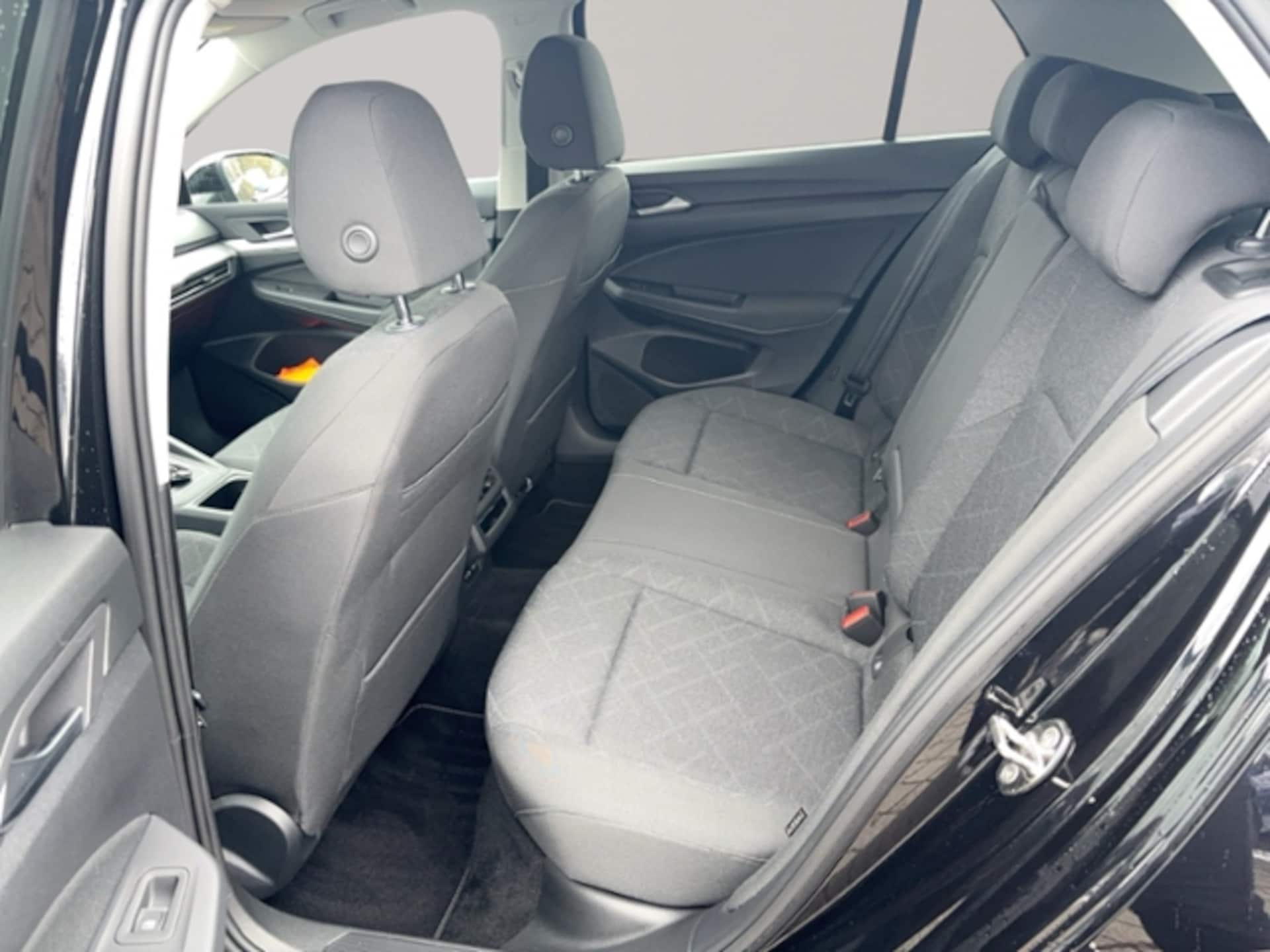 Volkswagen Golf Life