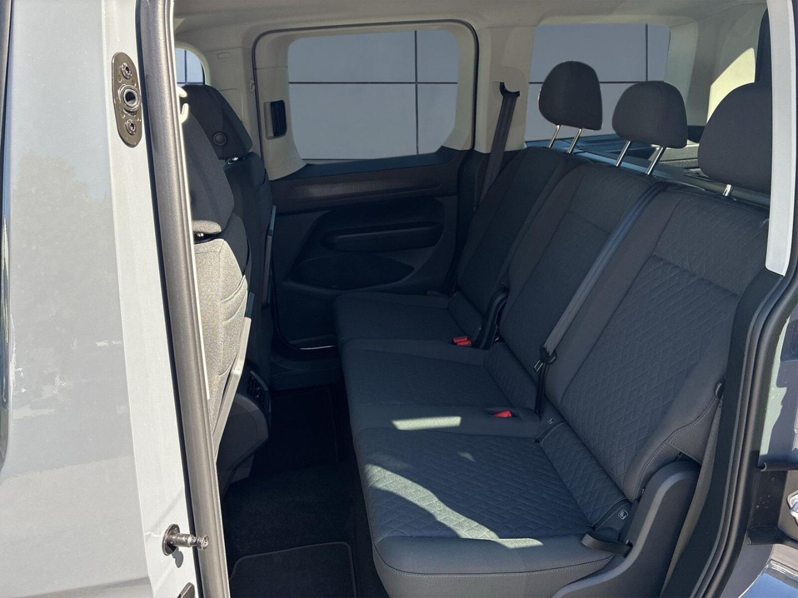 Volkswagen Caddy – Bild 10