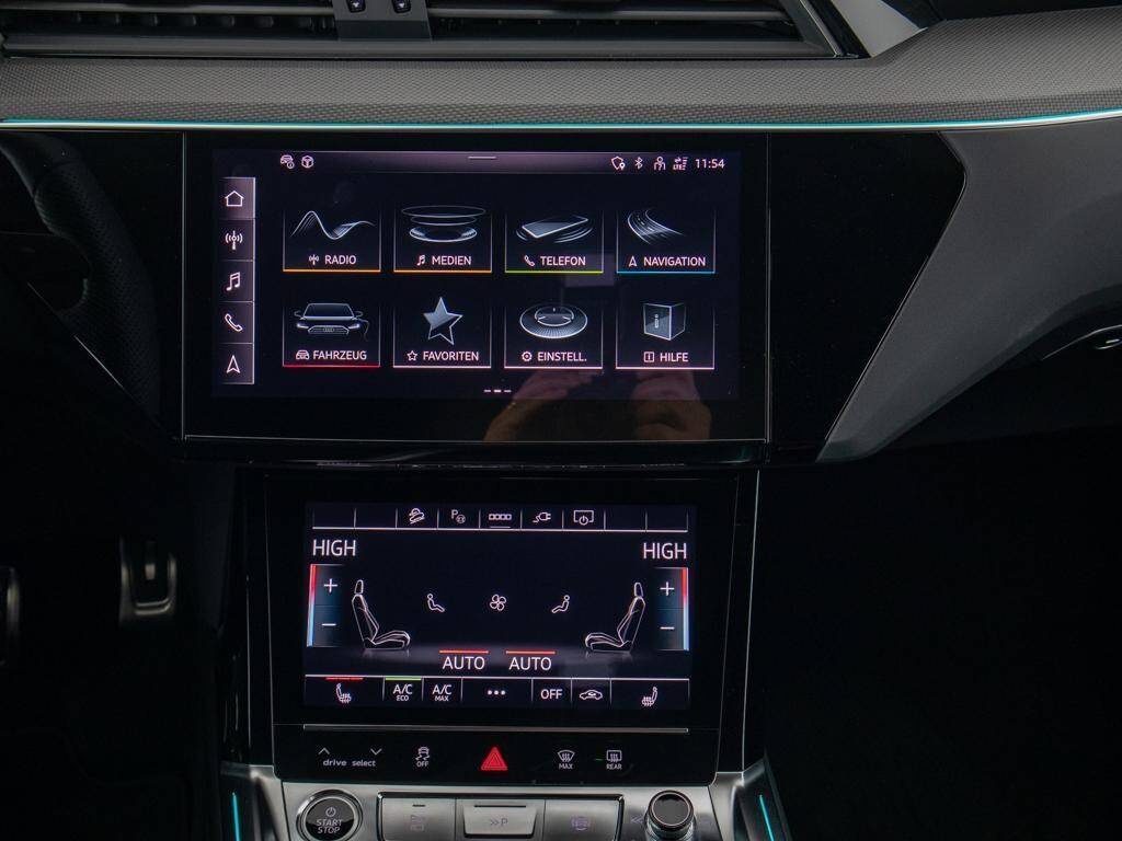 Image about Audi Q8 e-tron S line 50 e-tron quattro