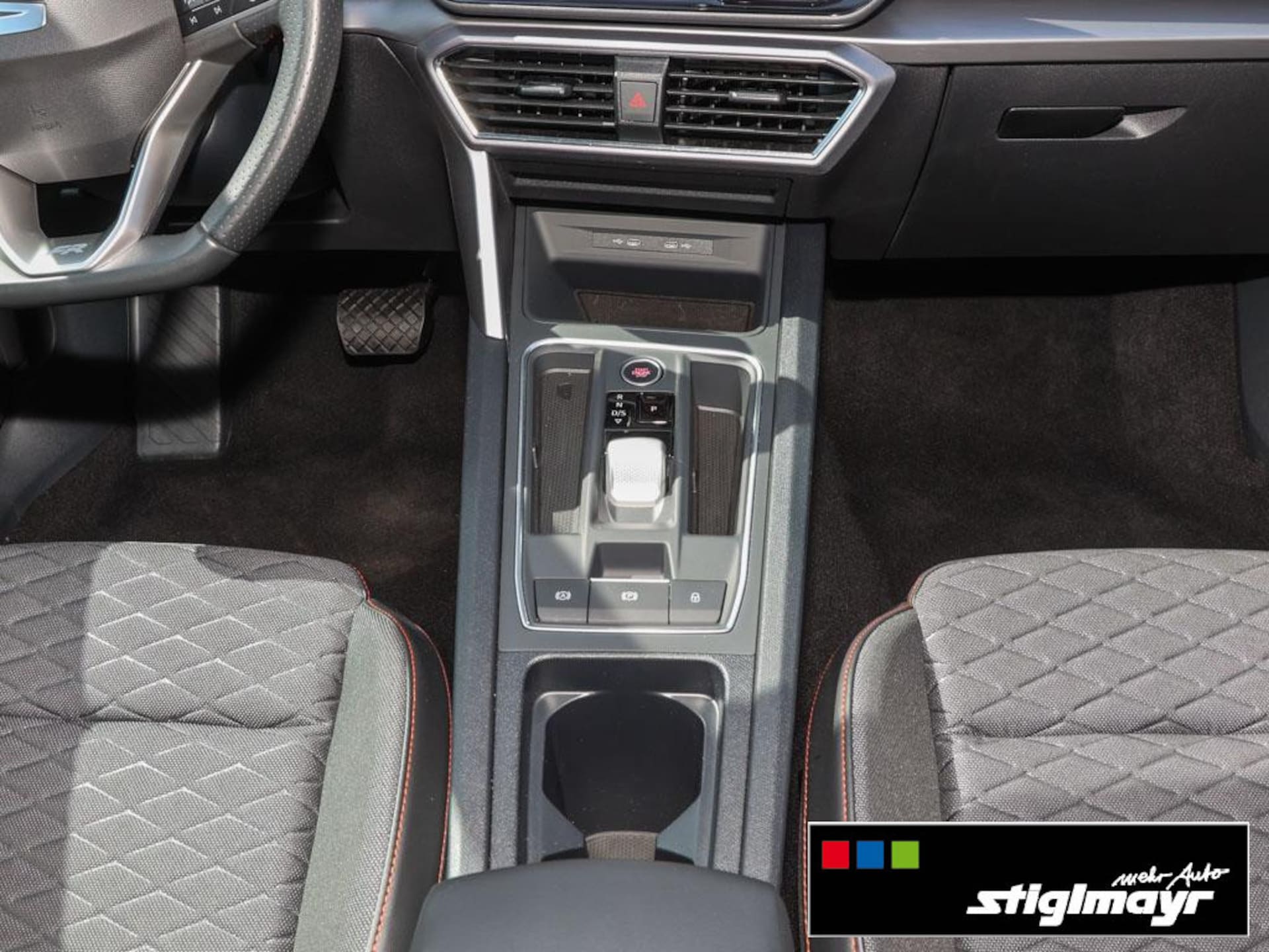SEAT Leon Sportstourer FR