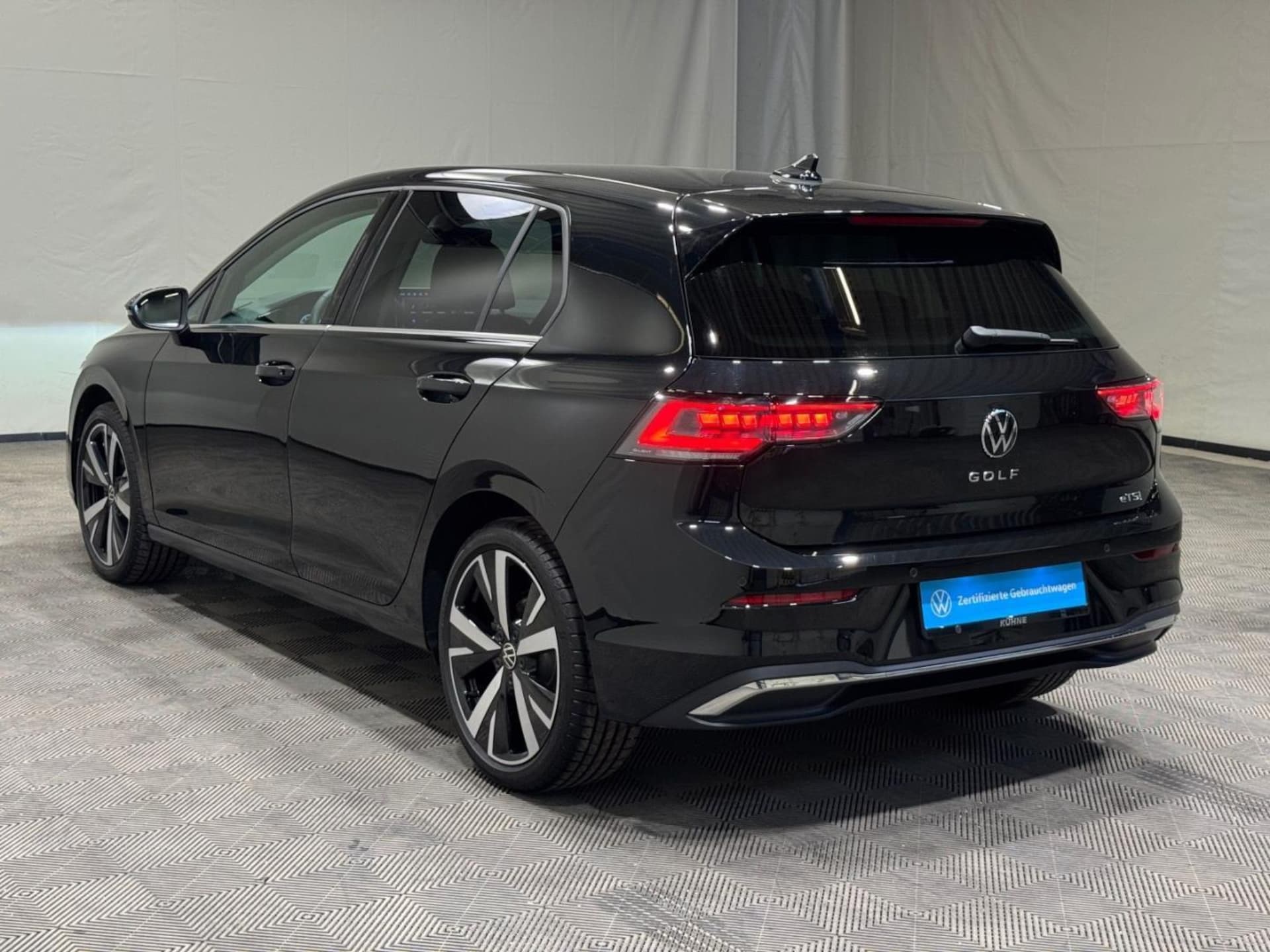 Volkswagen Golf Style