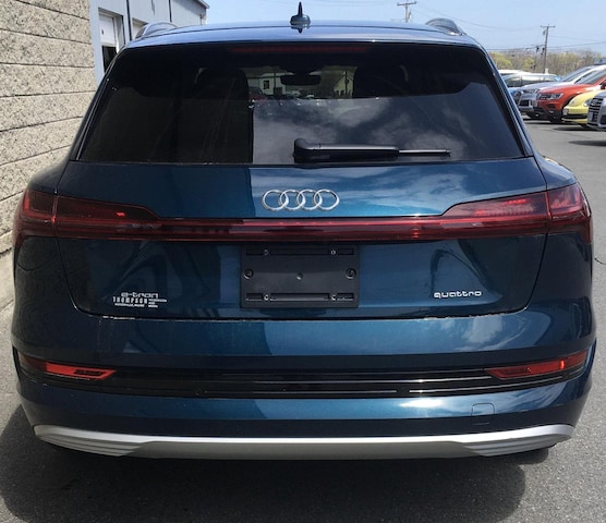 2022 Audi e-tron