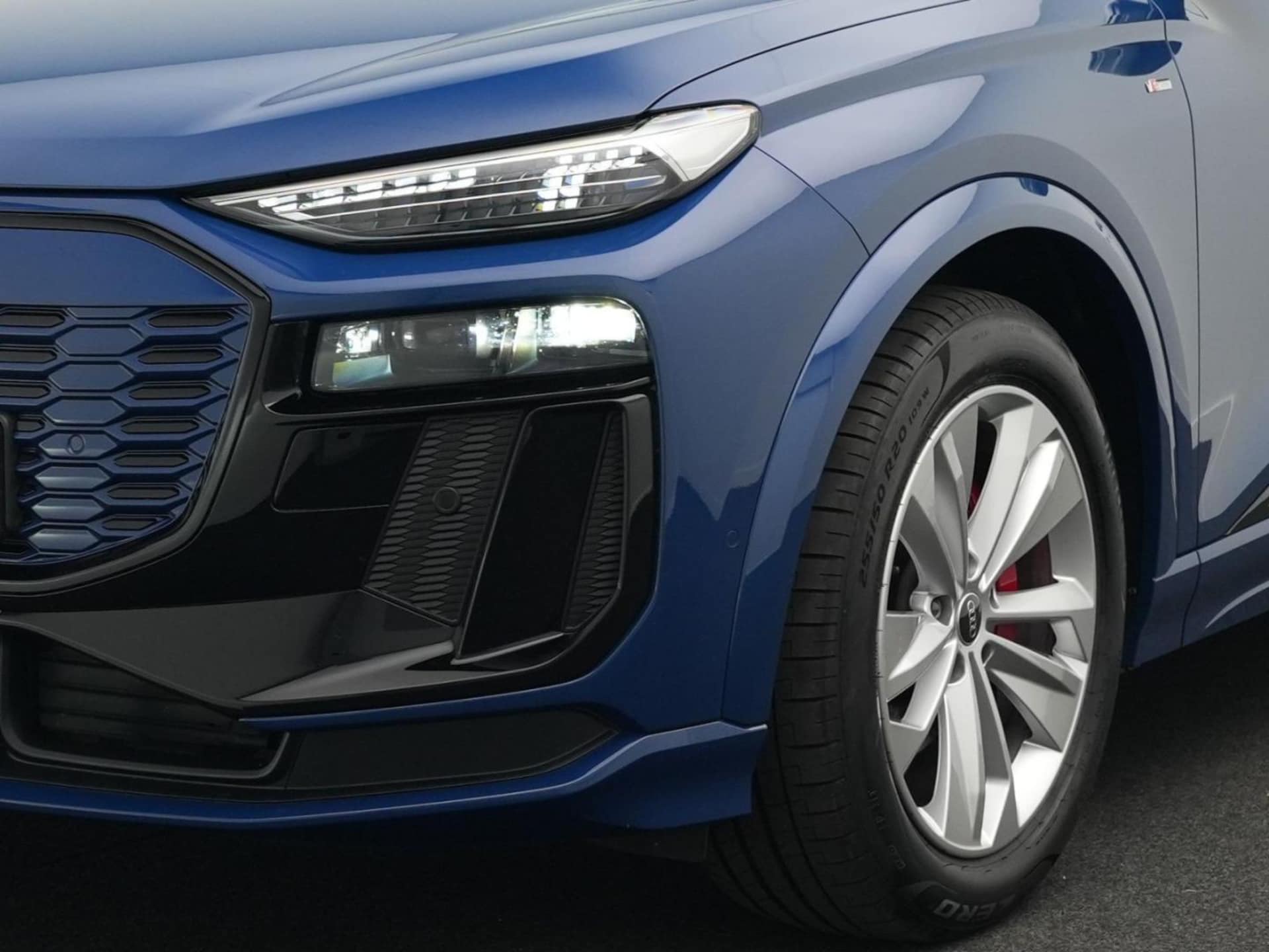 Audi Q6 SUV e-tron