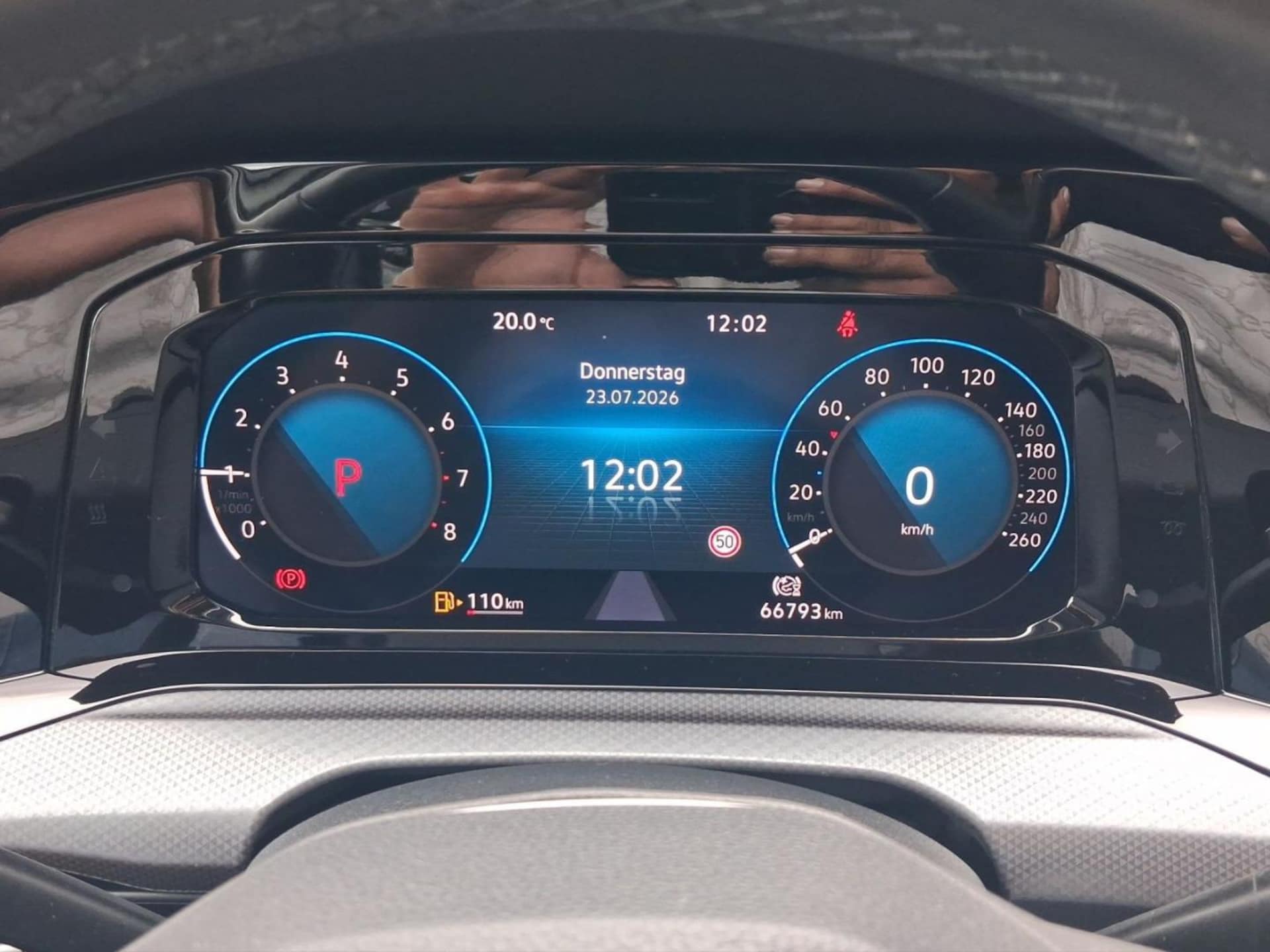 Volkswagen Golf Active
